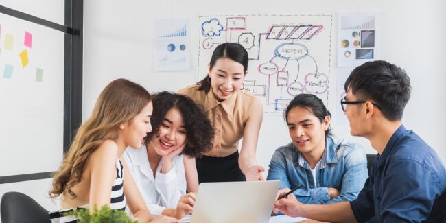 Creative Leadership in the Age of Flux | Product Management | Emeritus India Creative Leadership in the Age of Flux | Product Management | Emeritus India