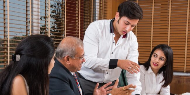 Professional Courses in Leadership | Certificate Courses in Leadership | Emeritus India Courses in Leadership | Education Programmes India | Emeritus