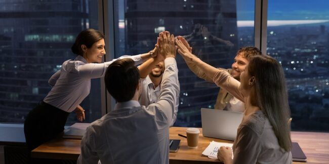 A Guide for How to Keep Teams Motivated | Emeritus India | Leadership | Emeritus India A Guide for How to Keep Teams Motivated | Emeritus India | Leadership | Emeritus India