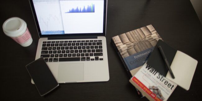 9 Data Analytics Books For Beginners: 2023 Reading Checklist | Data Analytics | Emeritus India 9 Data Analytics Books For Beginners: 2023 Reading Checklist | Data Analytics | Emeritus India